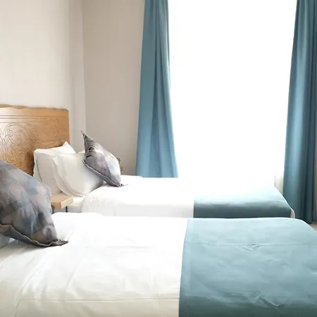 Galatahan Karakoy 3*