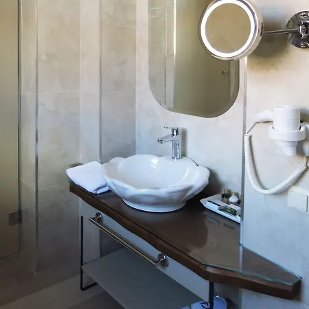 Galatahan Karakoy 3*