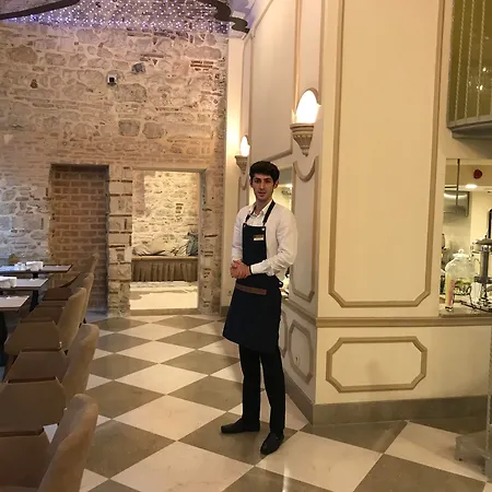 Galatahan Karakoy Hotell 4*