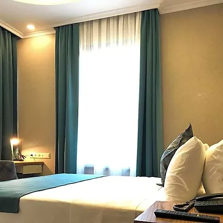 Galatahan Karakoy 3*